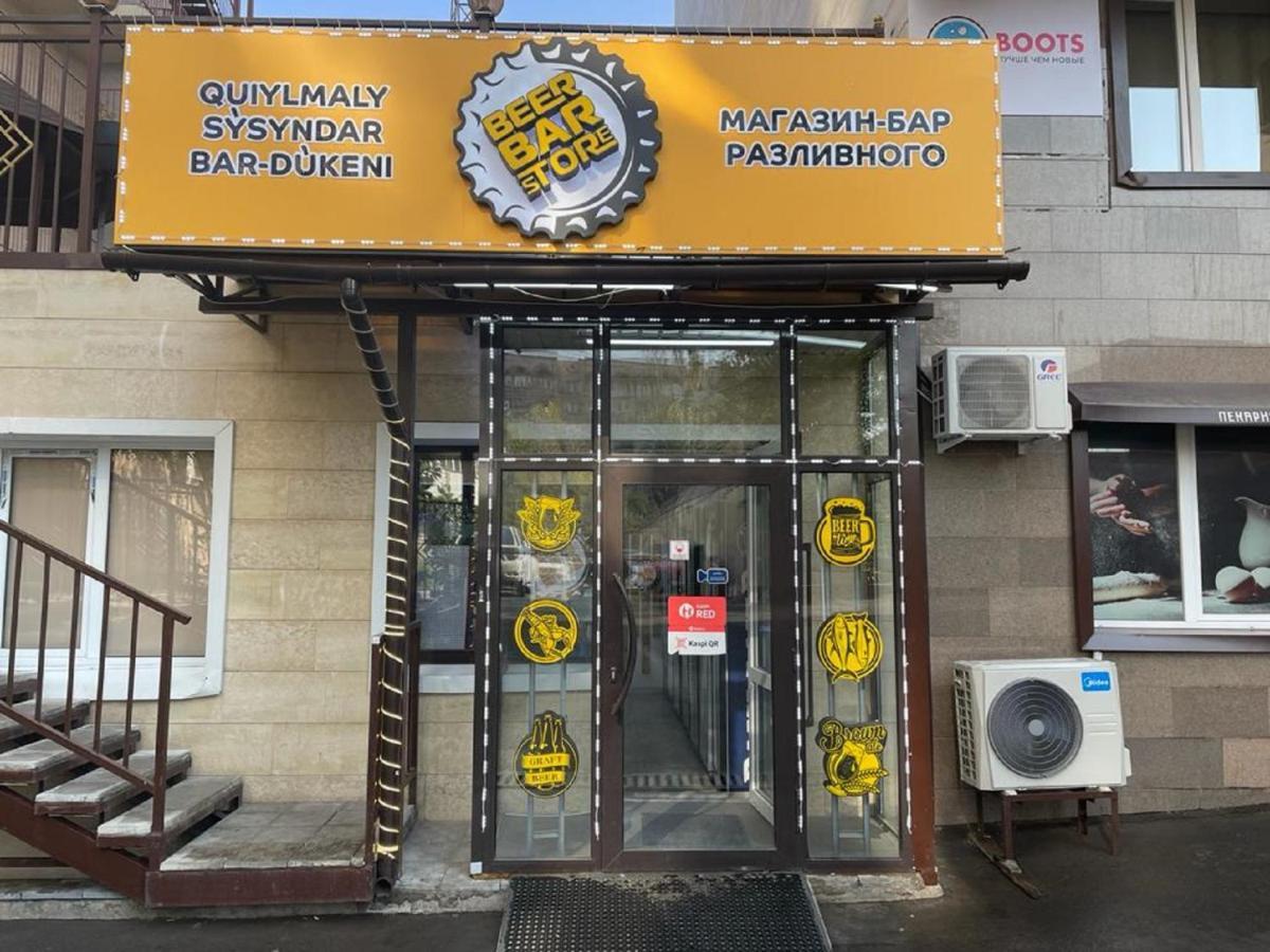 Студия В Стиле Loft В Центре Города Almaty Bagian luar foto