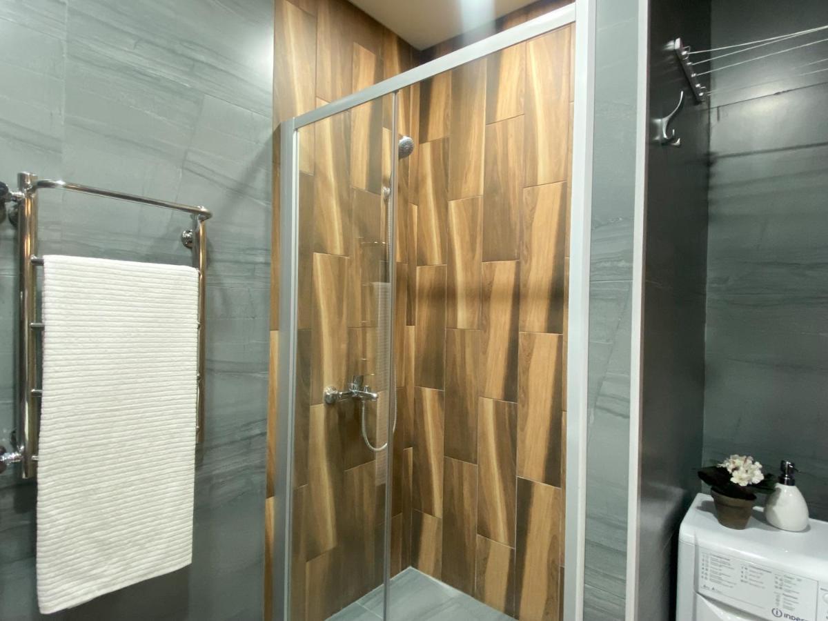 Студия В Стиле Loft В Центре Города Almaty Bagian luar foto